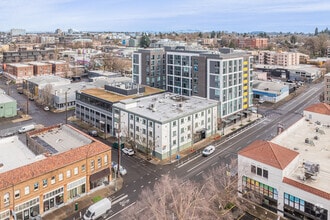 819 SE Morrison St, Portland, OR - Aerial map view