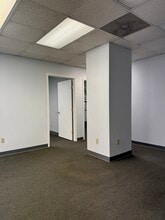 30 Franklin Rd SW, Roanoke, VA for lease Interior Photo- Image 2 of 6