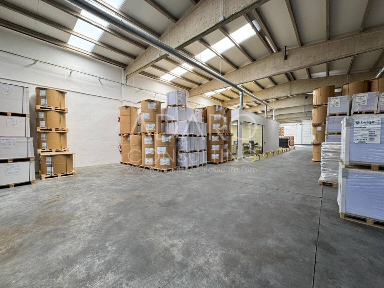 Industrial in Alcalá de Henares, Madrid for lease Interior Photo- Image 1 of 17