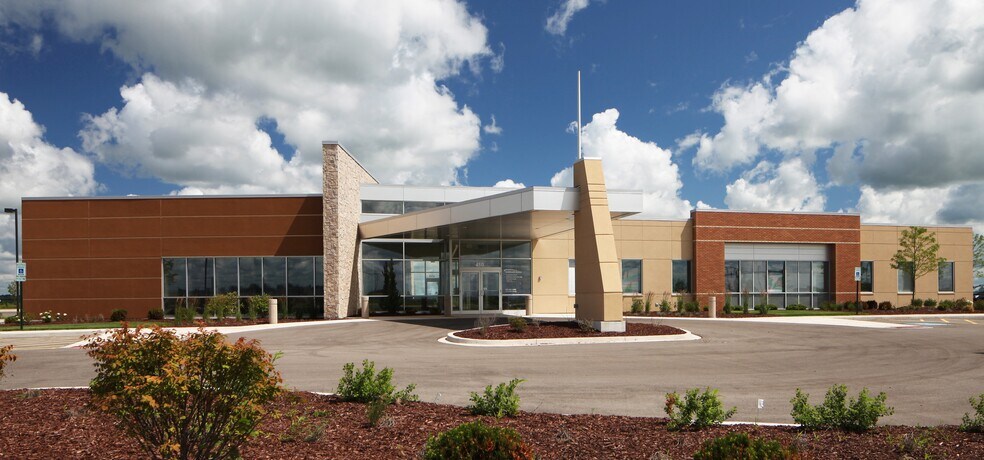 450 Coronado Dr, Rochelle, IL à vendre - Photo principale - Image 1 de 15