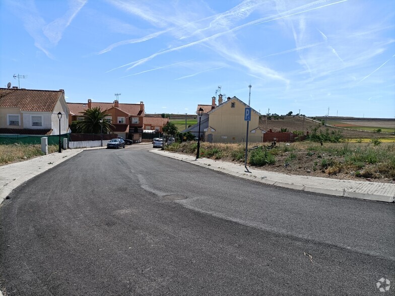 Calle Maestro, 11, Cabañas de la Sagra, Toledo for sale - Building Photo - Image 2 of 5