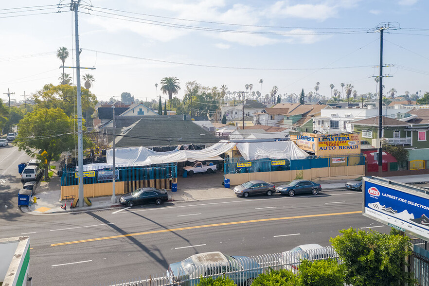 2050 Venice Blvd, Los Angeles, CA à vendre - Photo du bâtiment - Image 1 de 1