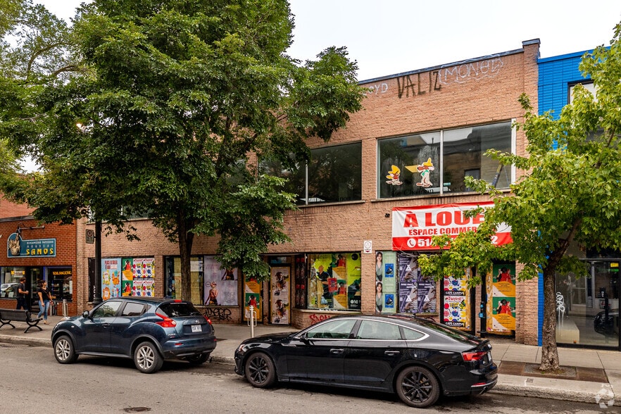 4363-4377 Boul Saint-Laurent, Montréal, QC à louer - Photo du bâtiment - Image 2 de 3