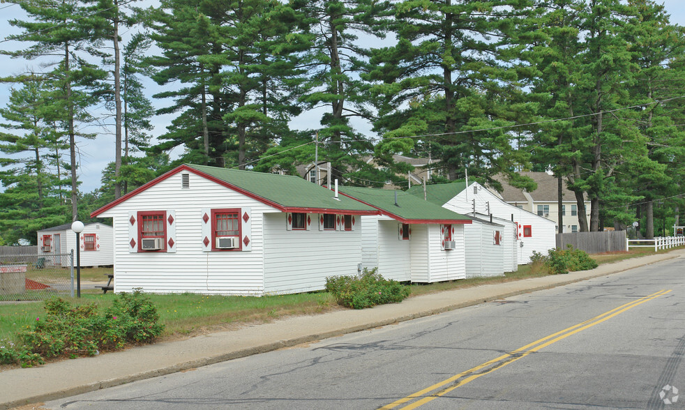 10 Ocean Park Rd, Old Orchard Beach, ME à vendre - Photo du bâtiment - Image 2 de 2