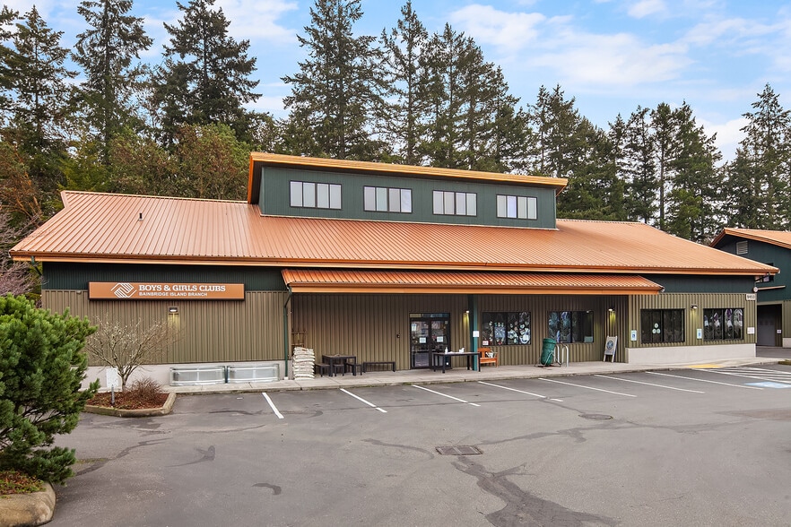 9453 Coppertop Loop NE, Bainbridge Island, WA à vendre - Photo du bâtiment - Image 2 de 2