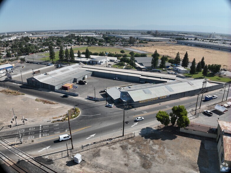 3200 E Central Ave, Fresno, CA à louer - Communauté Matterport - Image 3 de 12
