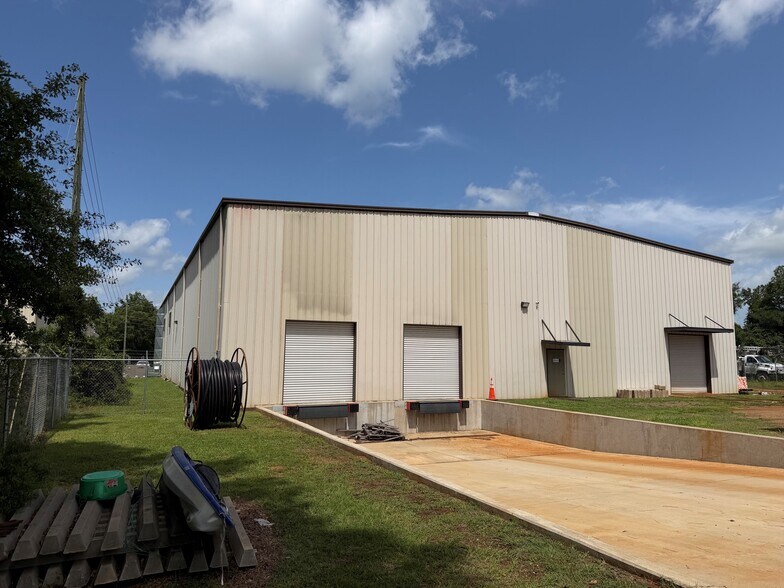 404 S Westover Blvd, Albany, GA à louer - Photo du bâtiment - Image 3 de 9
