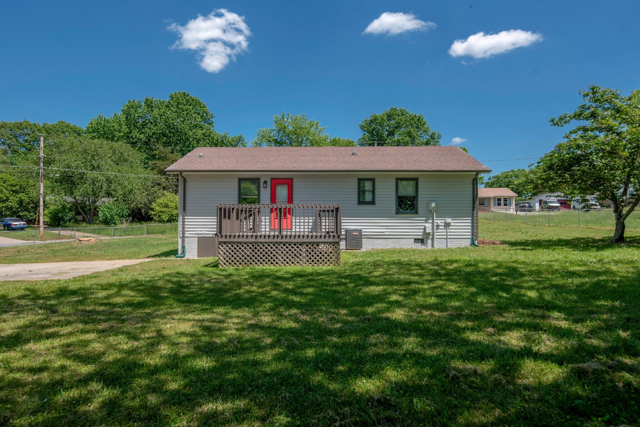 715 West Pine Cir, Statesville, NC à vendre Photo principale- Image 1 de 2