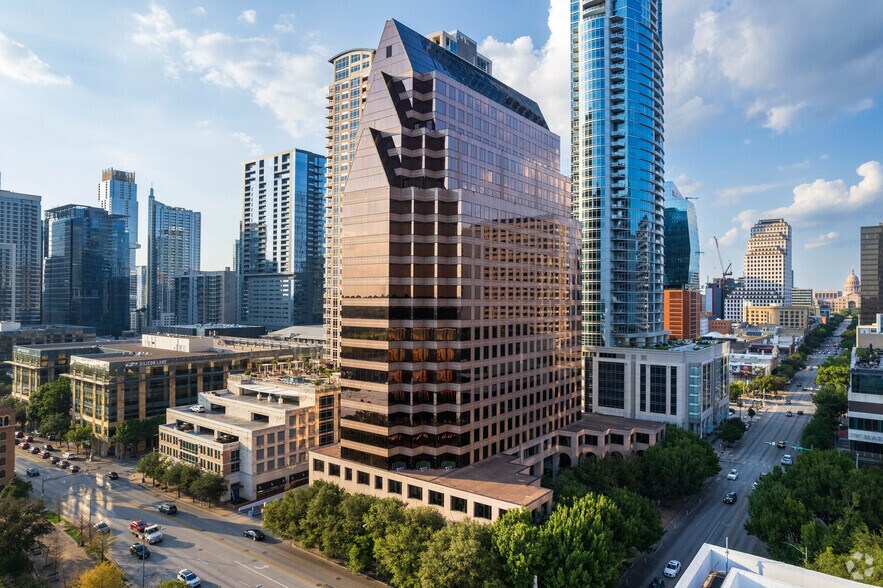 100 Congress Ave, Austin, TX à louer - Photo du bâtiment - Image 1 de 23