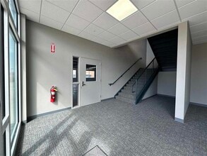 2545 N Dodge St, Iowa City, IA for lease Interior Photo- Image 2 of 10