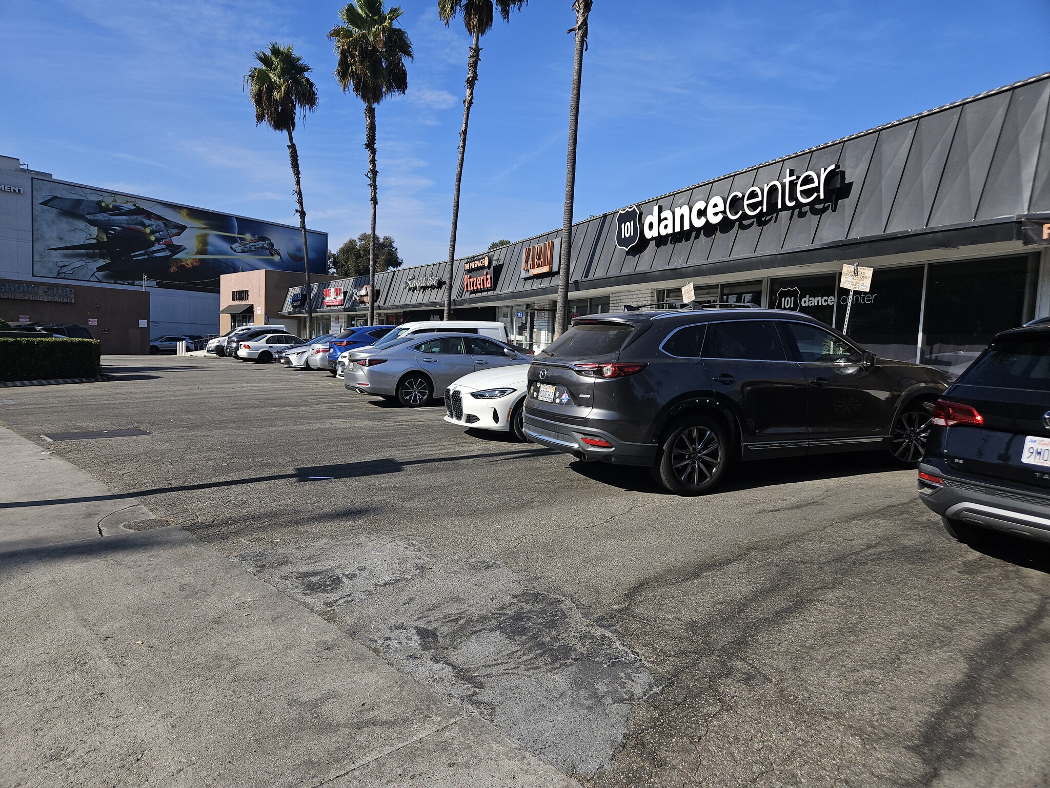 3242-3278 Cahuenga Blvd W, Los Angeles, CA for lease Building Photo- Image 1 of 9