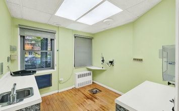 50 W 97th St, New York, NY for lease Interior Photo- Image 2 of 5
