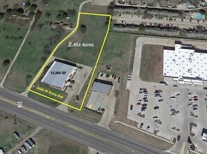 2400 W Ennis Ave, Ennis, TX for lease Aerial- Image 1 of 2