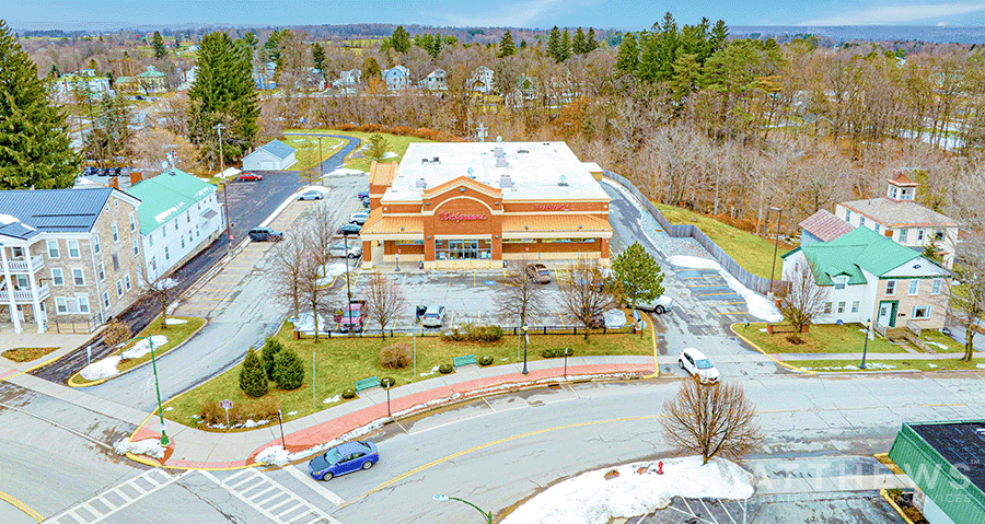 102 E Schuyler St, Boonville, NY à vendre - Photo du bâtiment - Image 1 de 1