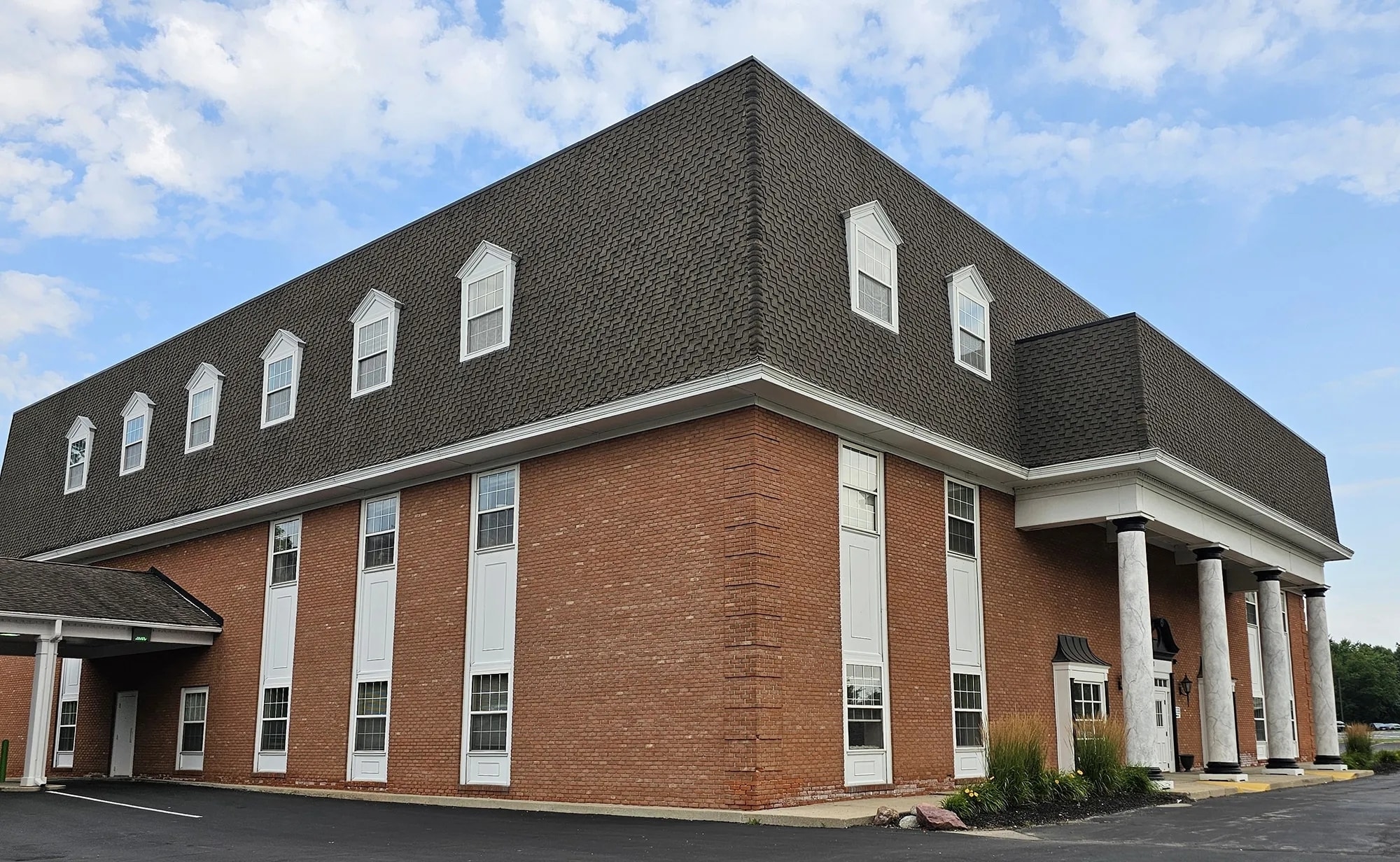 3131 Executive Pky, Toledo, OH for lease Building Photo- Image 1 of 9