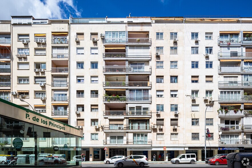 Avenida de la República Argentina, 50, Seville, Sevilla for sale - Primary Photo - Image 1 of 2