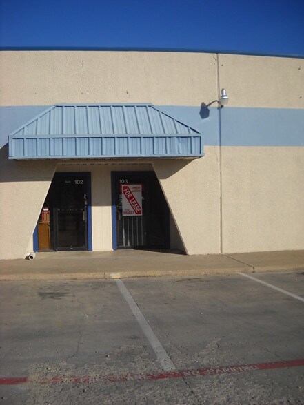 1801 Susan Dr, Arlington, TX à louer - Photo du bâtiment - Image 2 de 15