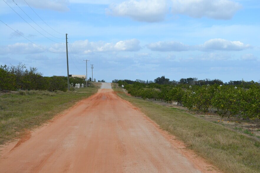 Scenic Highway, Babson Park, FL à vendre - Photo du bâtiment - Image 3 de 17
