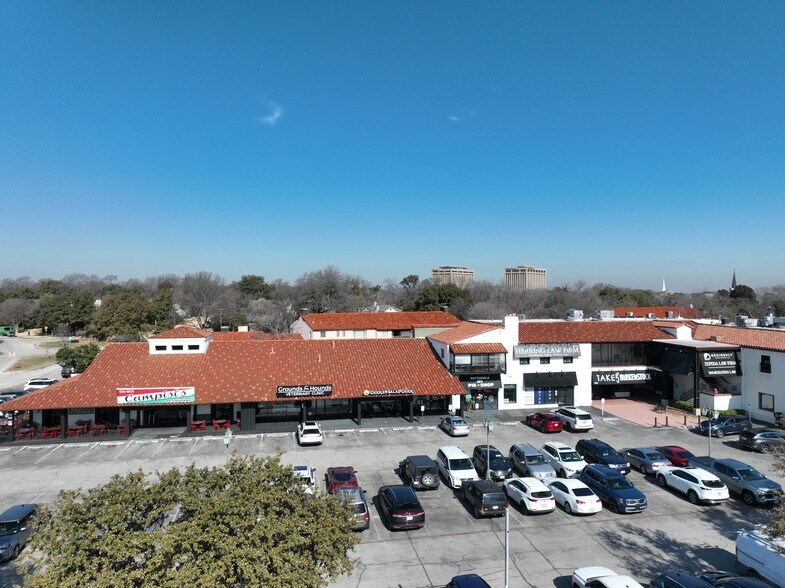 6040 Camp Bowie Blvd, Fort Worth, TX à louer - Photo du bâtiment - Image 2 de 14
