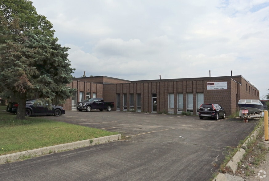 1001-1007 Flint Rd, Toronto, ON for lease - Primary Photo - Image 1 of 2