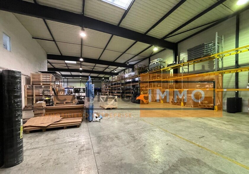 Industrial in Montévrain for lease - Building Photo - Image 3 of 9