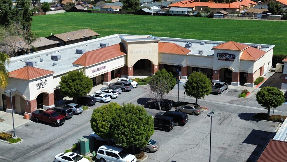 4110-4190 E Florida Ave, Hemet, CA à louer - Photo du bâtiment - Image 2 de 4
