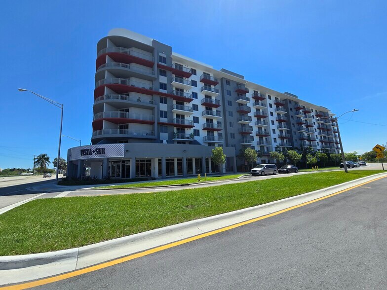 27201 S Dixie Hwy, Homestead, FL à louer - Photo du bâtiment - Image 3 de 20