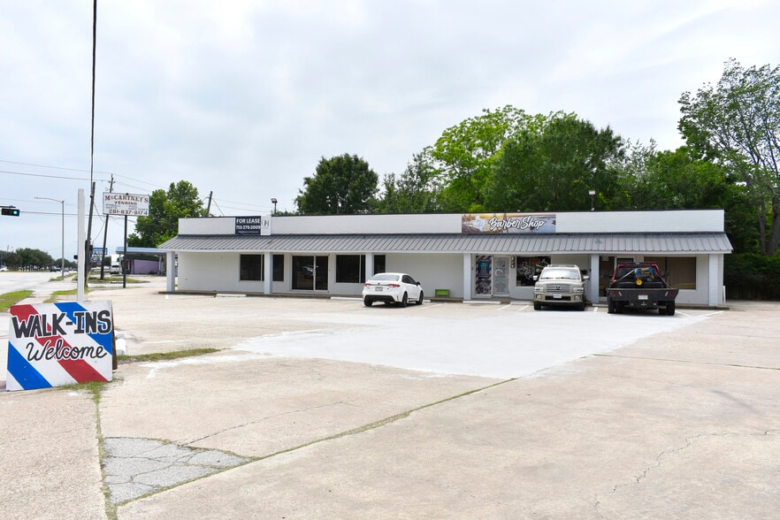 2801 N Alexander Dr, Baytown, TX for lease - Primary Photo - Image 1 of 10
