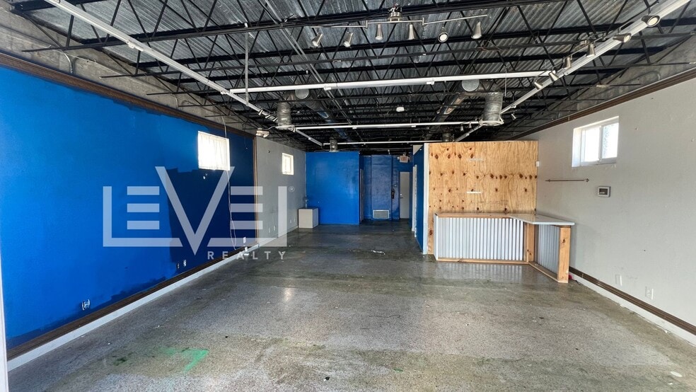 321 NE 44th St, Fort Lauderdale, FL for lease - Building Photo - Image 3 of 7