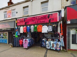 Plus de détails pour 37 Waterloo Rd, Blackpool - Commerce de détail à vendre