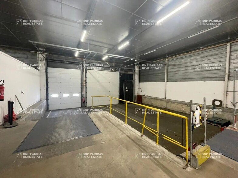 Bureau dans Rennes à louer - Photo du bâtiment - Image 3 de 12