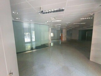 Plus de détails pour Calle Granadilla, 31, Majadahonda - Multi-résidentiel à vendre