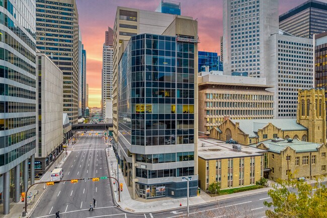 Plus de détails pour 441 5th Ave SW, Calgary, AB - Commerce de détail à louer