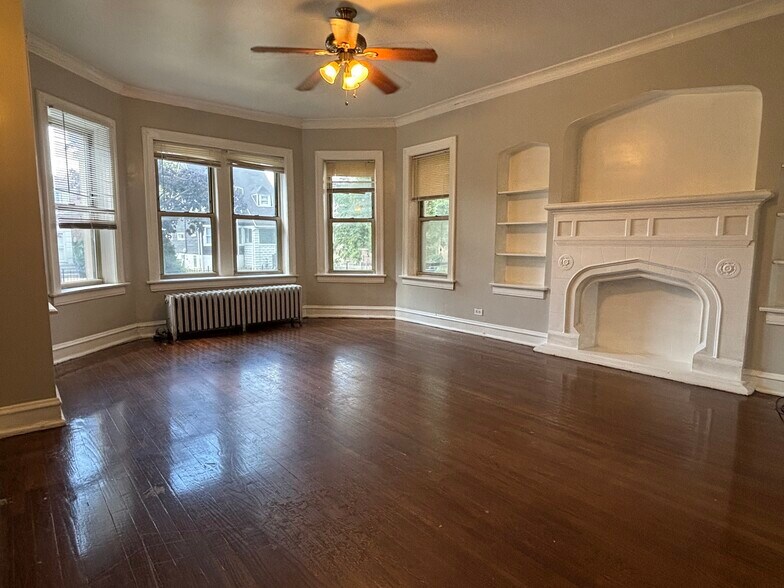 9017 S Bishop St, Chicago, IL à vendre - Photo du bâtiment - Image 2 de 5