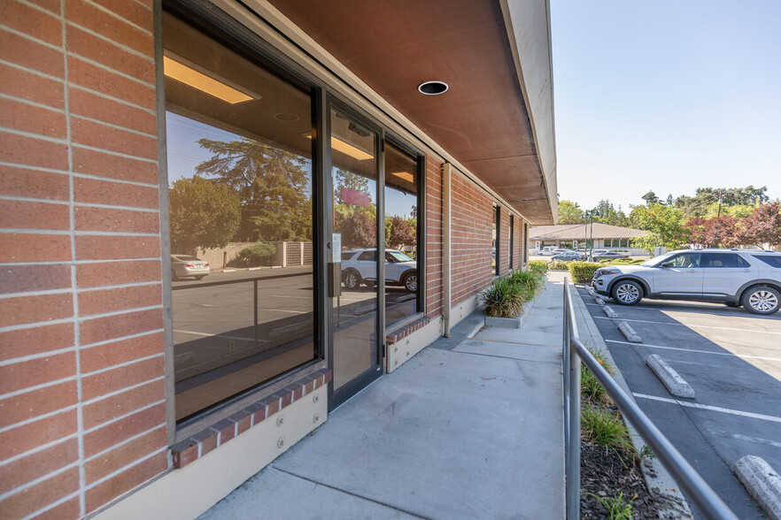 455 Watt Ave, Sacramento, CA for lease - Building Photo - Image 3 of 5