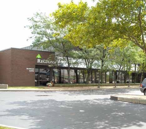 333 E Pershing Rd, Decatur, IL à louer Photo principale- Image 1 de 3