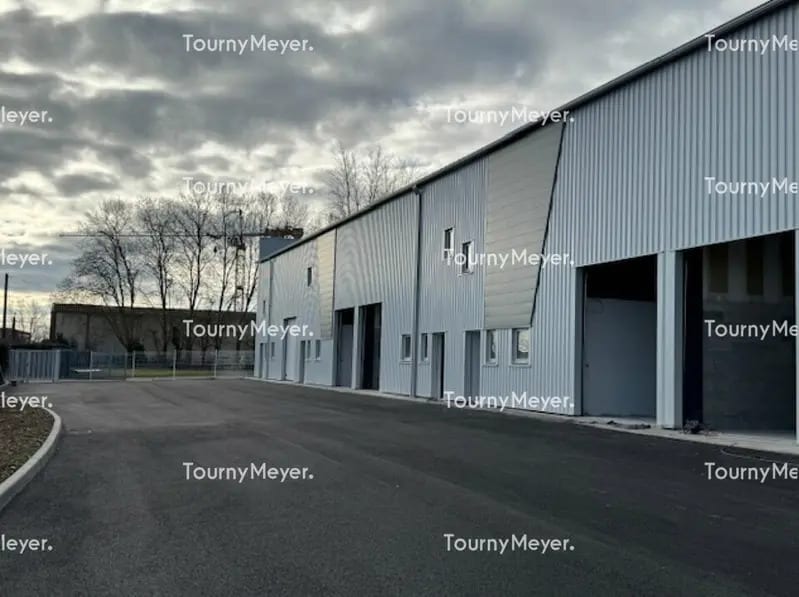 9 Bis Chemin De La Gravière, Lespinasse for lease Building Photo- Image 1 of 9
