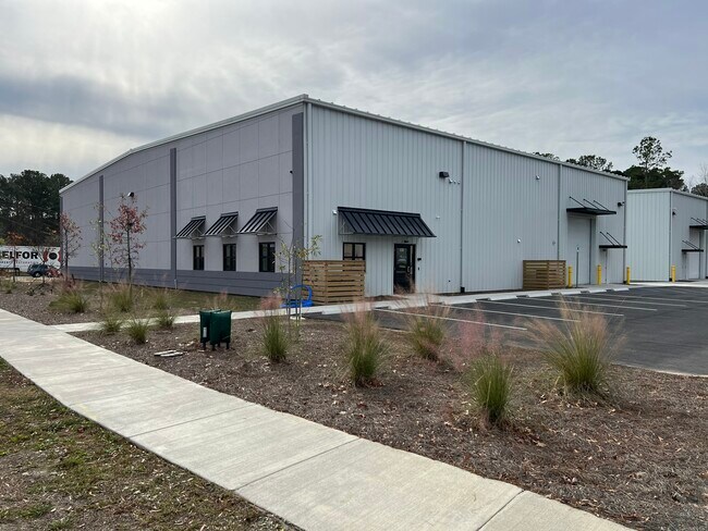 Plus de détails pour 7635 Southrail Road, North Charleston, SC - Local d'activités à louer
