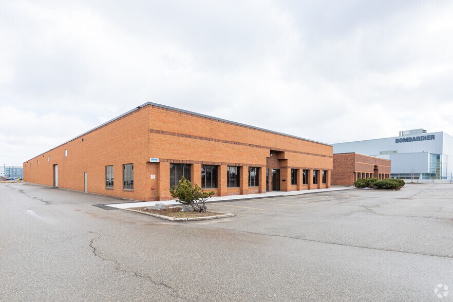 6885-6895 Menway Ct, Mississauga, ON à louer - Photo du bâtiment - Image 1 de 36