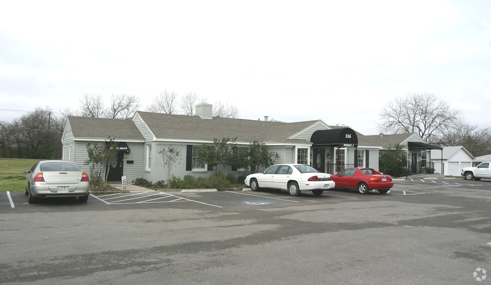 316 S Main St, Mansfield, TX for sale - Building Photo - Image 2 of 29