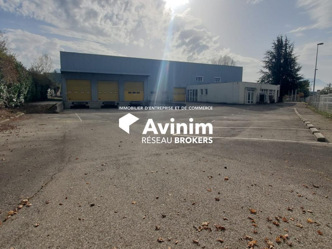 Industrial in Annecy for lease Building Photo- Image 1 of 10