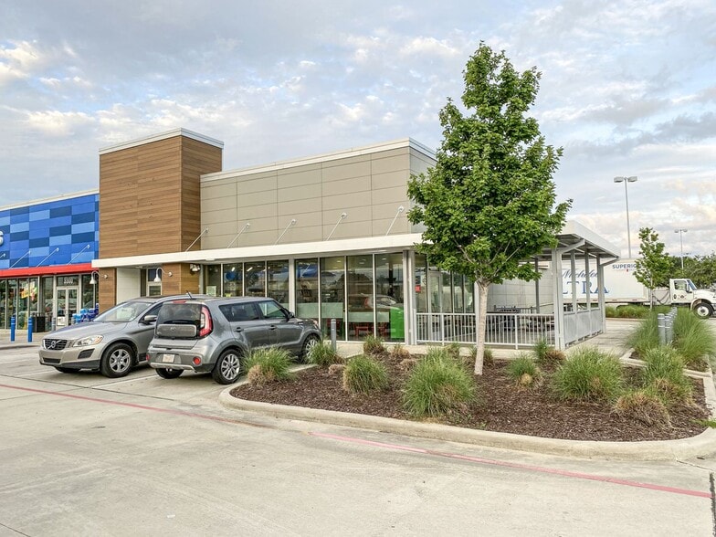 3300 Ambassador Caffery Pky, Lafayette, LA for lease - Building Photo - Image 1 of 1