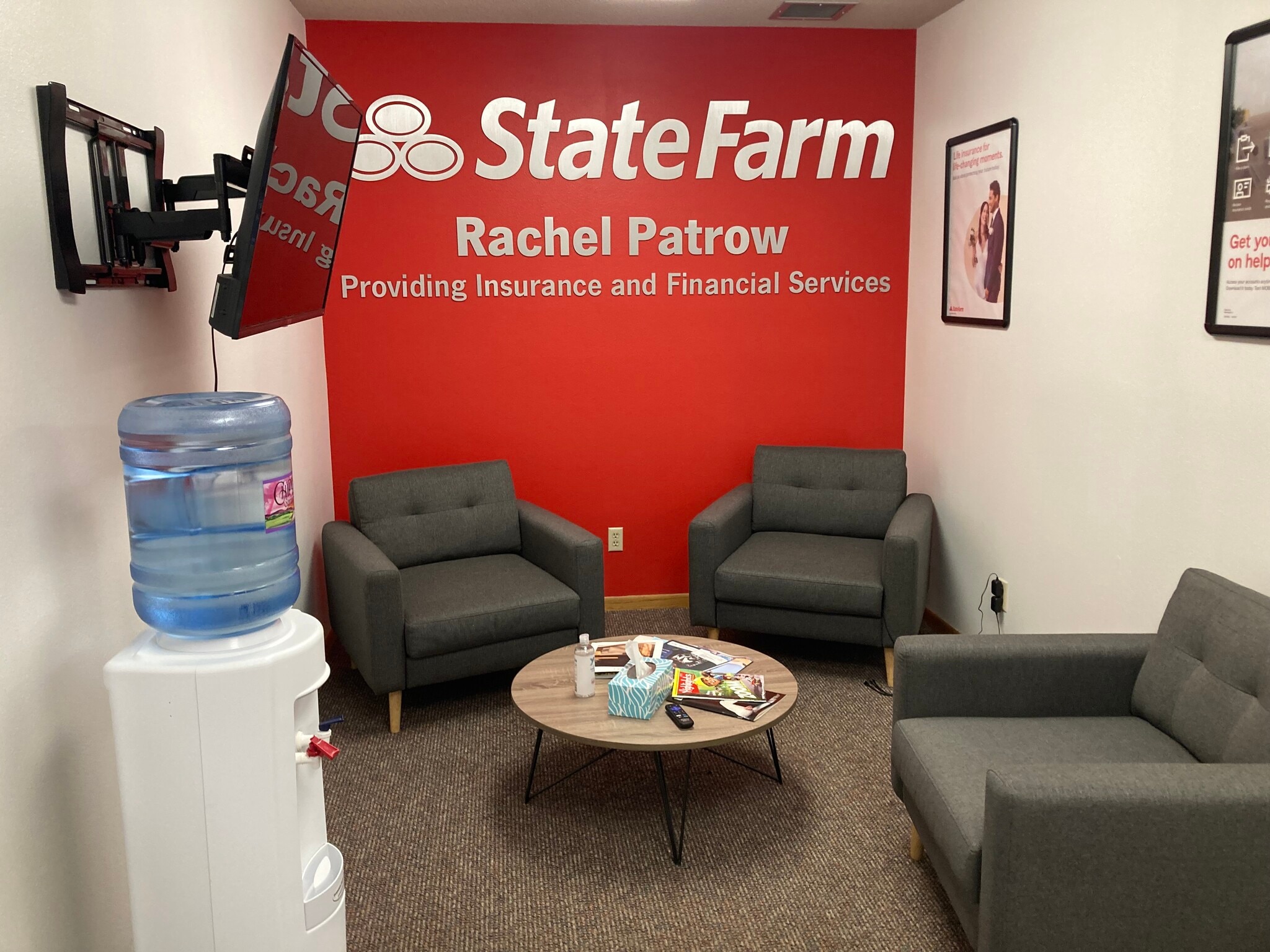 1324 W Clairemont Ave, Eau Claire, WI à louer Photo intérieure- Image 1 de 7