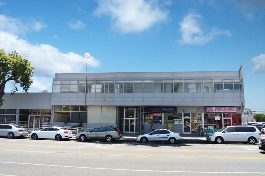 14416-14420 Chase St, Panorama City, CA for lease - Building Photo - Image 2 of 13