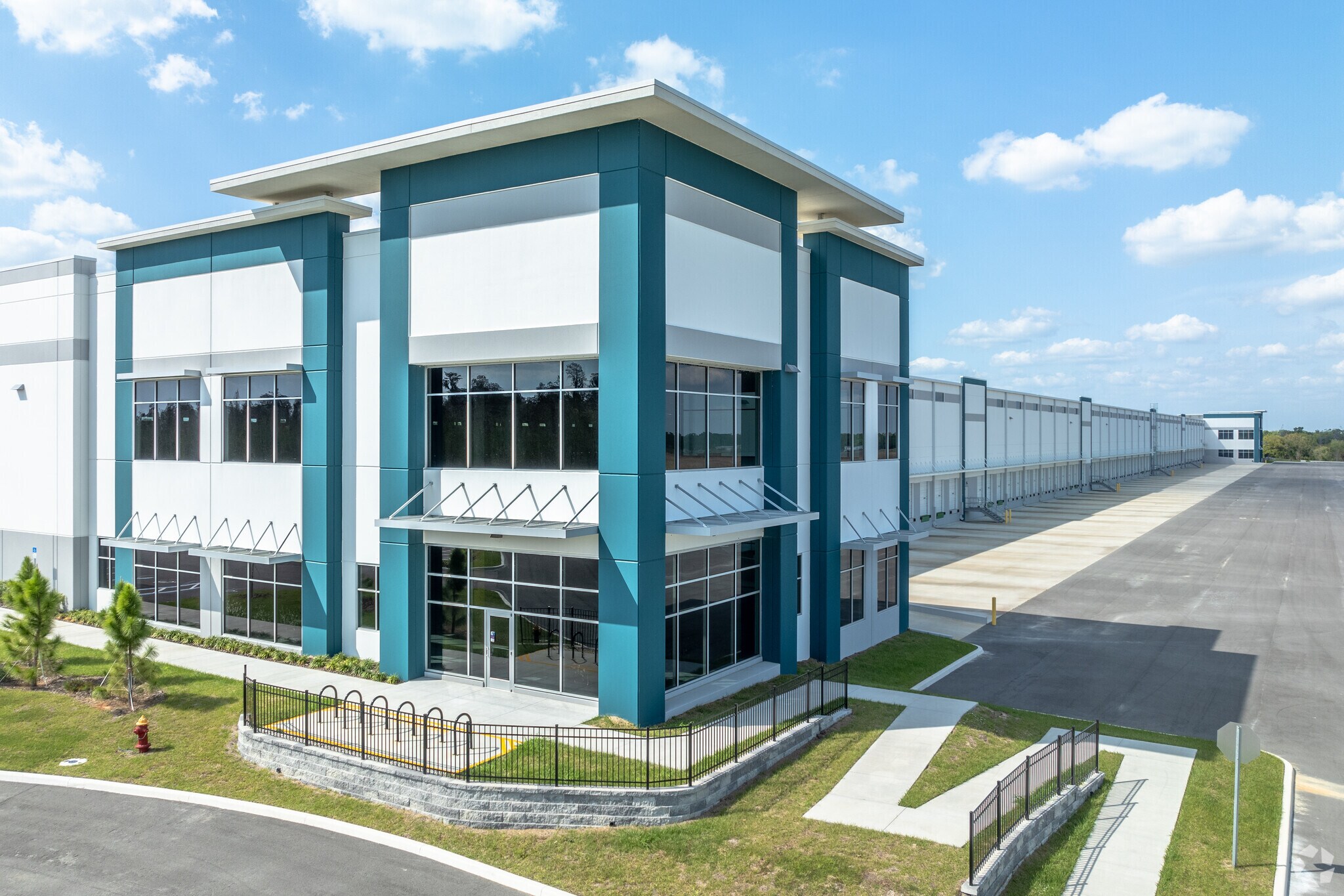 1415 Winston Park Blvd, Lakeland, FL à louer Photo principale- Image 1 de 23