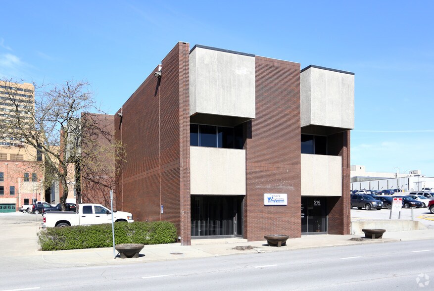 516 3rd St, Des Moines, IA à vendre - Photo du bâtiment - Image 2 de 7