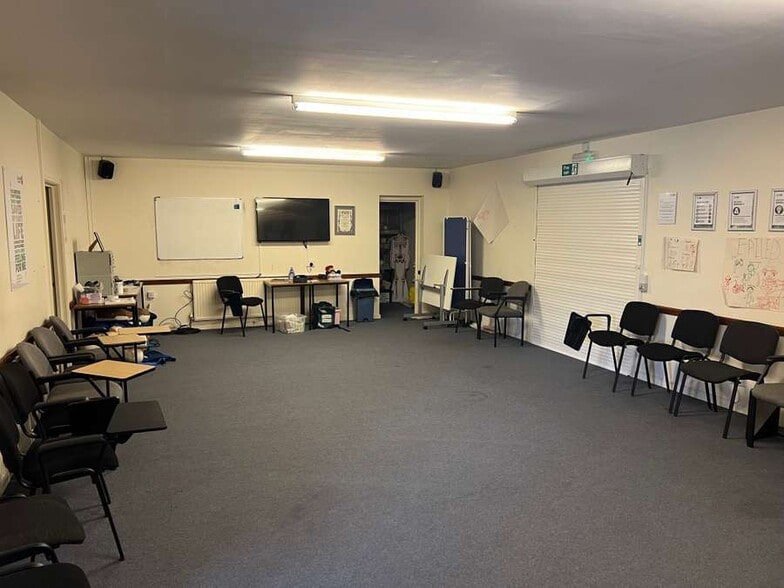 97B Oldfield, Tewkesbury à vendre - Photo du bâtiment - Image 3 de 4