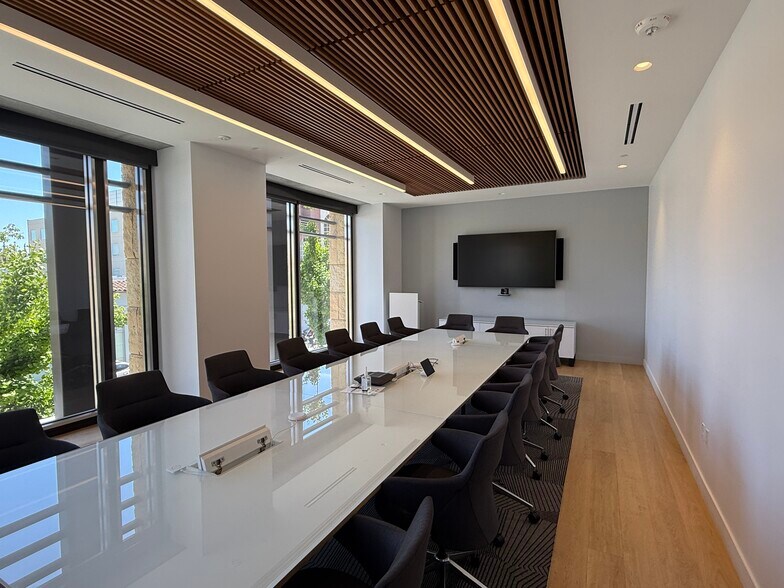 550 High St, Palo Alto, CA à louer - Photo intérieure - Image 3 de 10