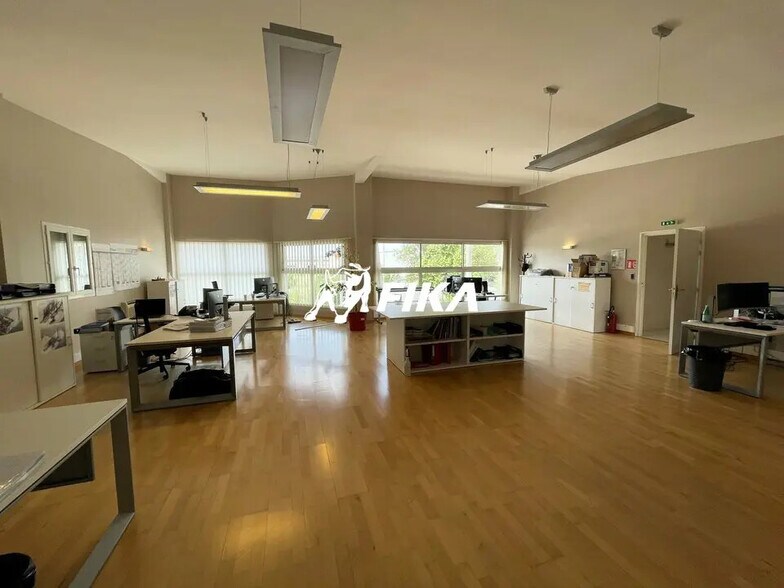 Bureau dans Tournefeuille à louer - Photo intérieure - Image 3 de 13