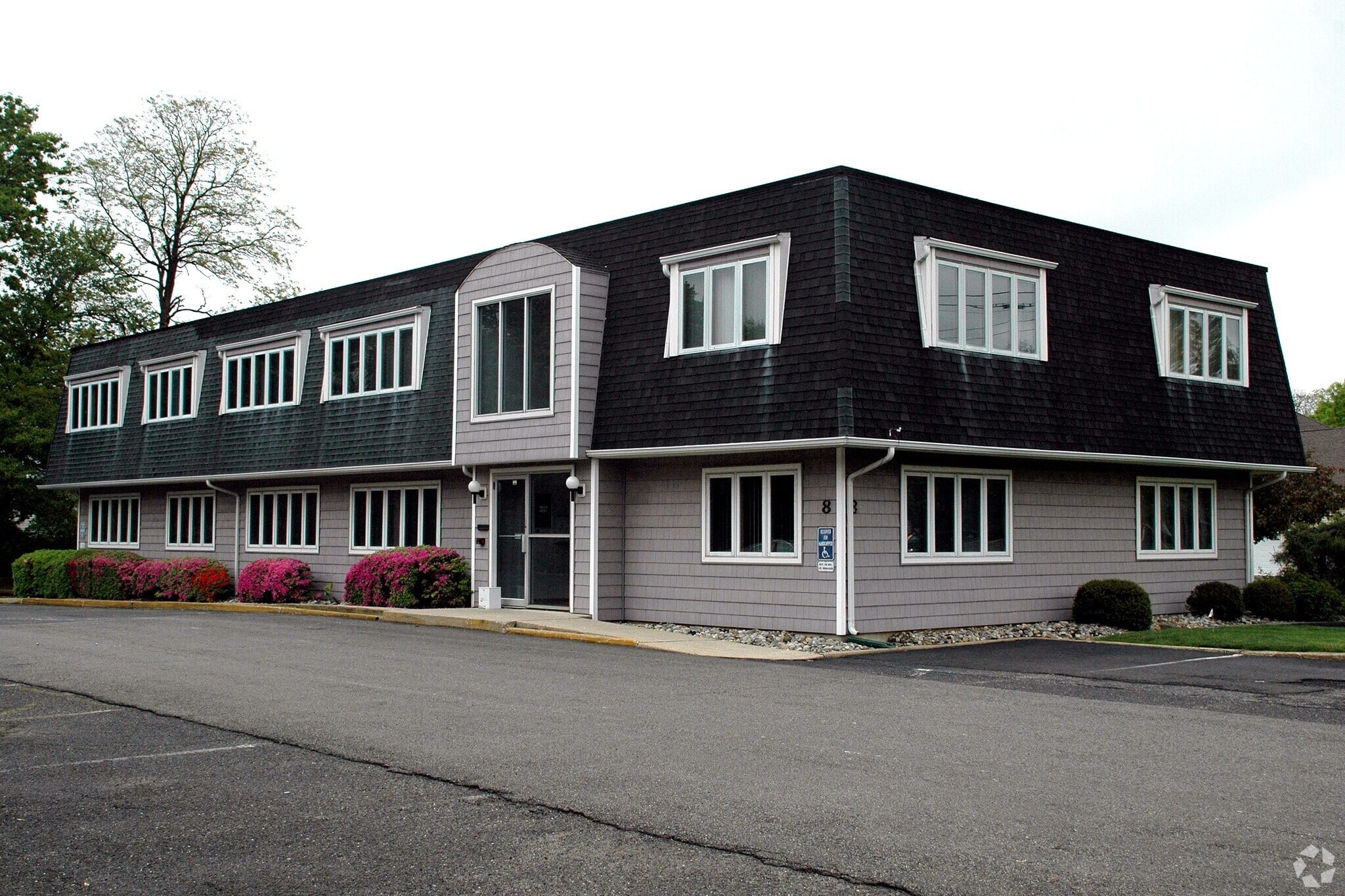 8 Old Bridge Tpke, South River, NJ for lease Building Photo- Image 1 of 4